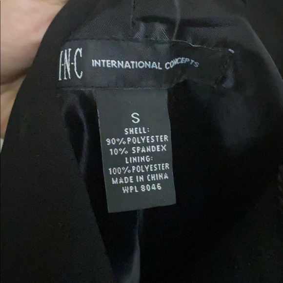 Vest - Picture 3 of 3